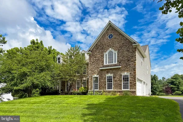 $1,049,900 | 5548 Eiseley Court, Warrenton, VA 20187