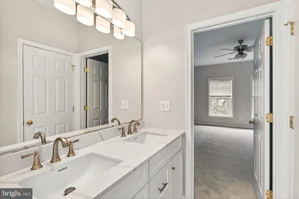 $1,049,900 | 5548 Eiseley Court, Warrenton, VA 20187