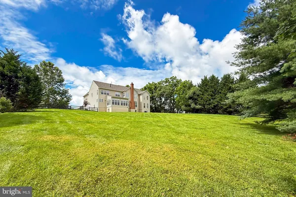 $1,049,900 | 5548 Eiseley Court, Warrenton, VA 20187