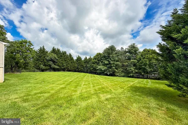 $1,049,900 | 5548 Eiseley Court, Warrenton, VA 20187