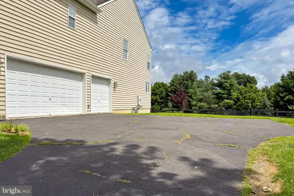 $1,049,900 | 5548 Eiseley Court, Warrenton, VA 20187