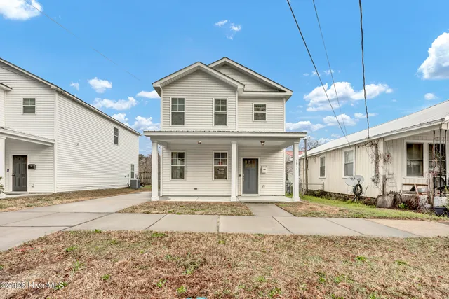 $2,200 | 1011 Campbell Street, Wilmington, NC 28401