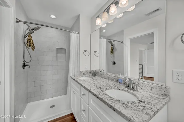 $2,200 | 1011 Campbell Street, Wilmington, NC 28401