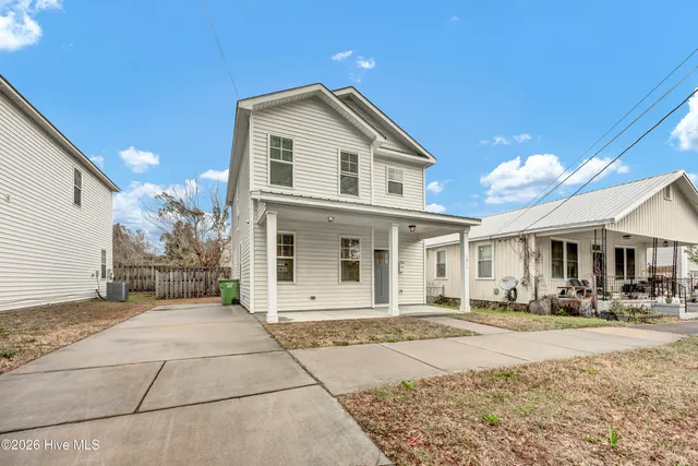 $2,200 | 1011 Campbell Street, Wilmington, NC 28401