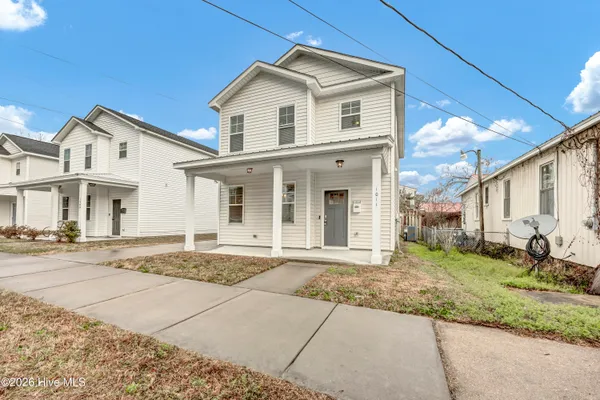 $2,200 | 1011 Campbell Street, Wilmington, NC 28401