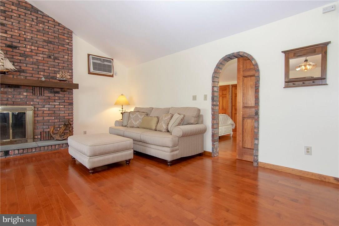 8 Sands Point Road Waretown, NJ 08758 - Photo 22 of 42