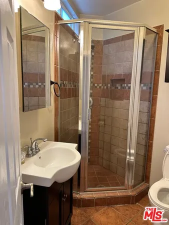 $4,500 | 5344 Don Pio Drive, Woodland Hills, CA 91364