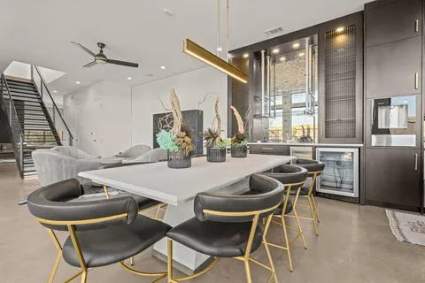 $1,299,000 | 921 North Bailey Avenue, Fort Worth, TX 76107