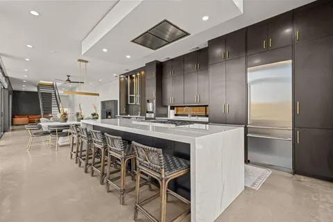 $1,299,000 | 921 North Bailey Avenue, Fort Worth, TX 76107