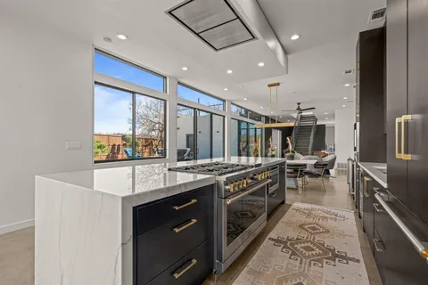 $1,299,000 | 921 North Bailey Avenue, Fort Worth, TX 76107