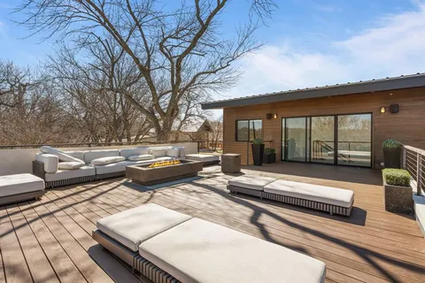 $1,299,000 | 921 North Bailey Avenue, Fort Worth, TX 76107