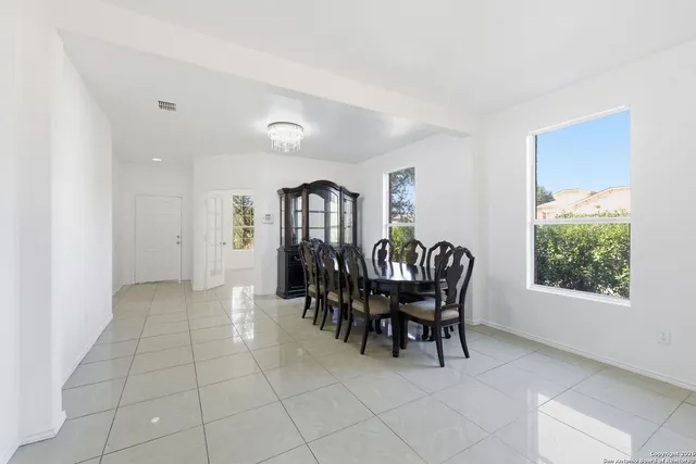 $2,350 | 12147 Amber Vista, San Antonio, TX 78254