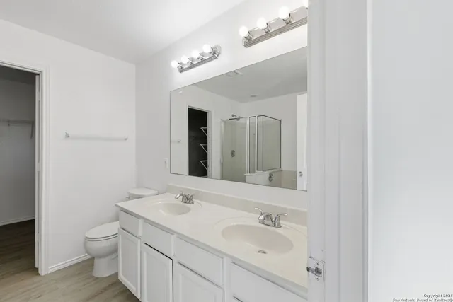 $2,350 | 12147 Amber Vista, San Antonio, TX 78254