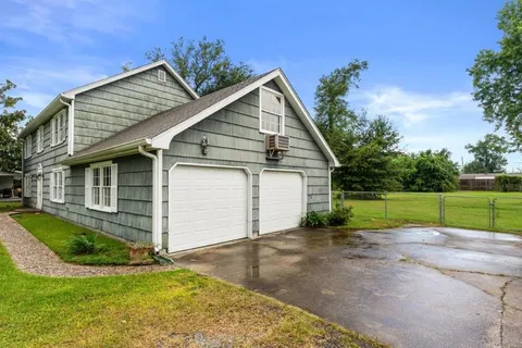 $250,000 | 4828 Prien Bluff Road, Lake Charles, LA 70605