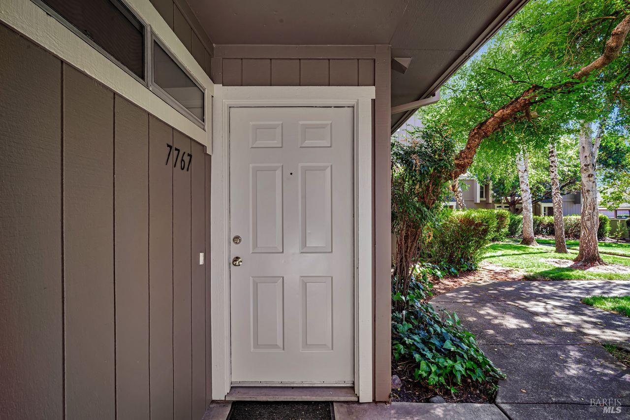 7767 Camino Colegio Rohnert Park, CA 94928 - Photo 33 of 39