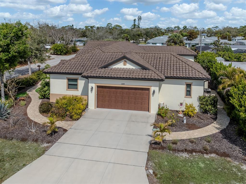 1109 The Rialto Venice, FL 34285 - Photo 3 of 48