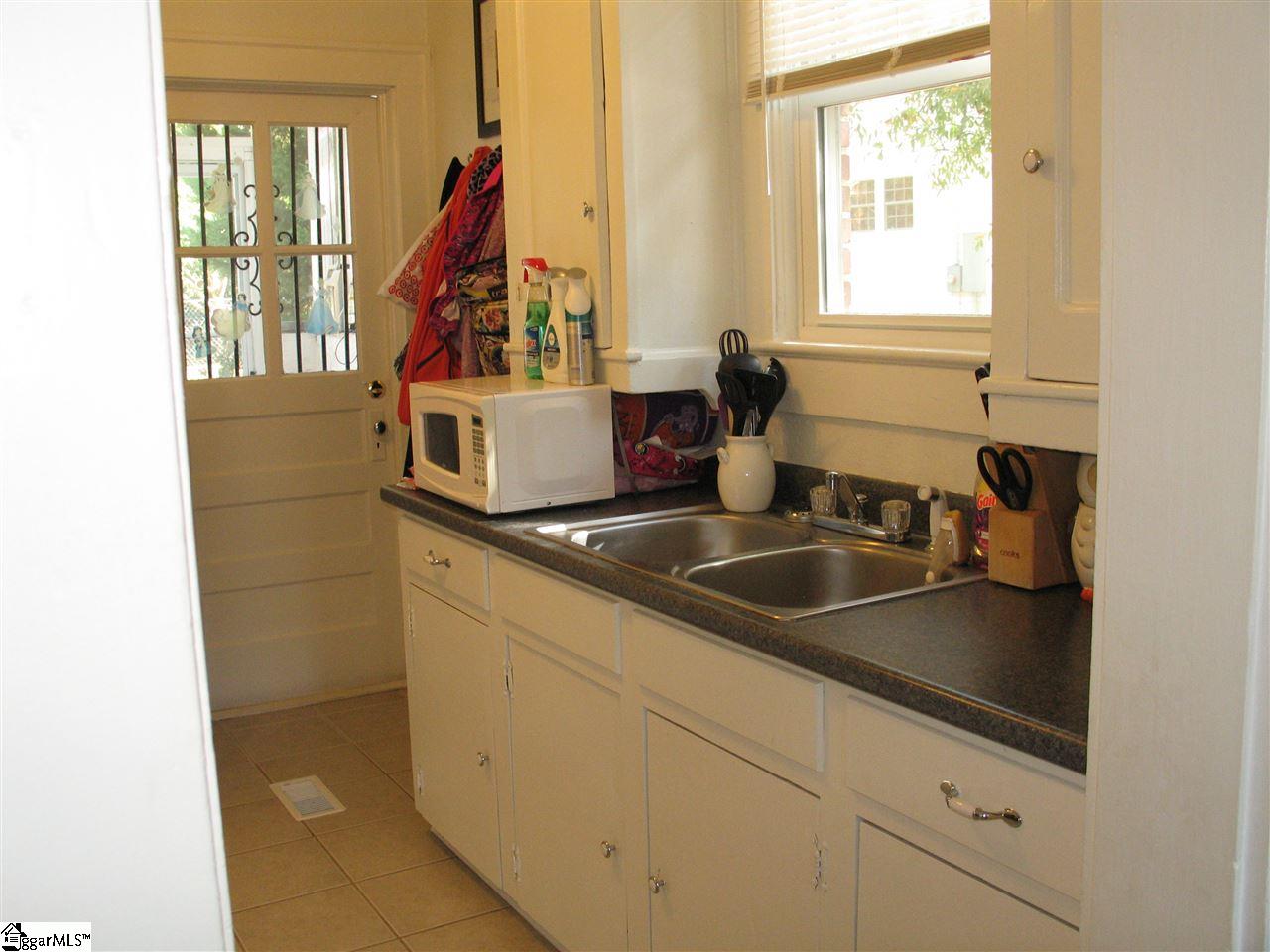 2230 Ridgewood Avenue Anderson, SC 29625 - Photo 8 of 11 Gallery Image 8