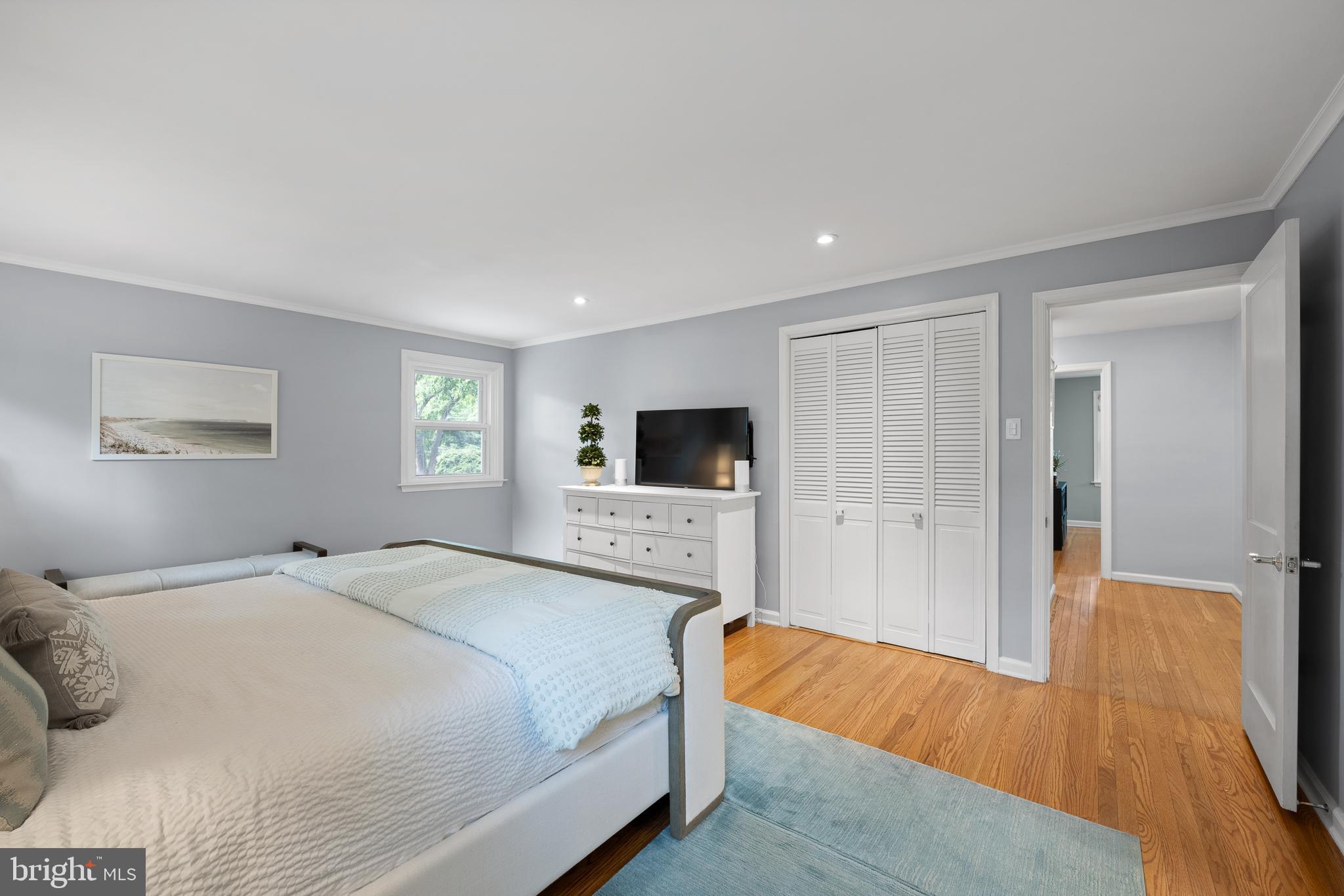 1635 Thomas Road Wayne, PA 19087 - Photo 18 of 52 Spacious room with double closet