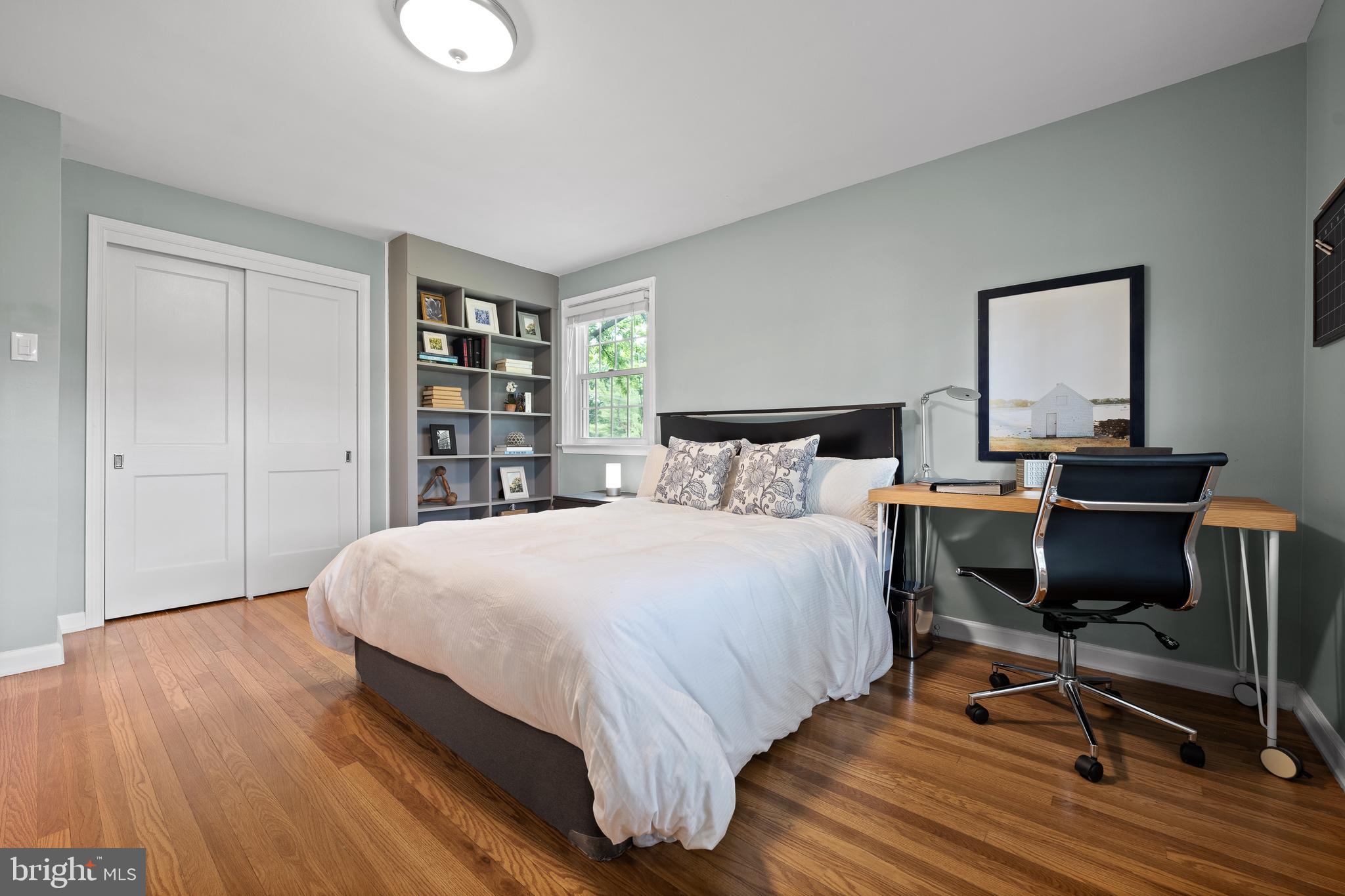 1635 Thomas Road Wayne, PA 19087 - Photo 23 of 52 3rd bedroom with room for a desk area