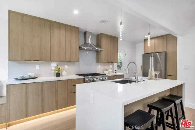 $8,500 | 2222 Valentine Street, Los Angeles, CA 90026