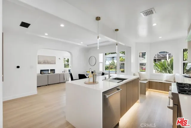 $8,500 | 2222 Valentine Street, Los Angeles, CA 90026