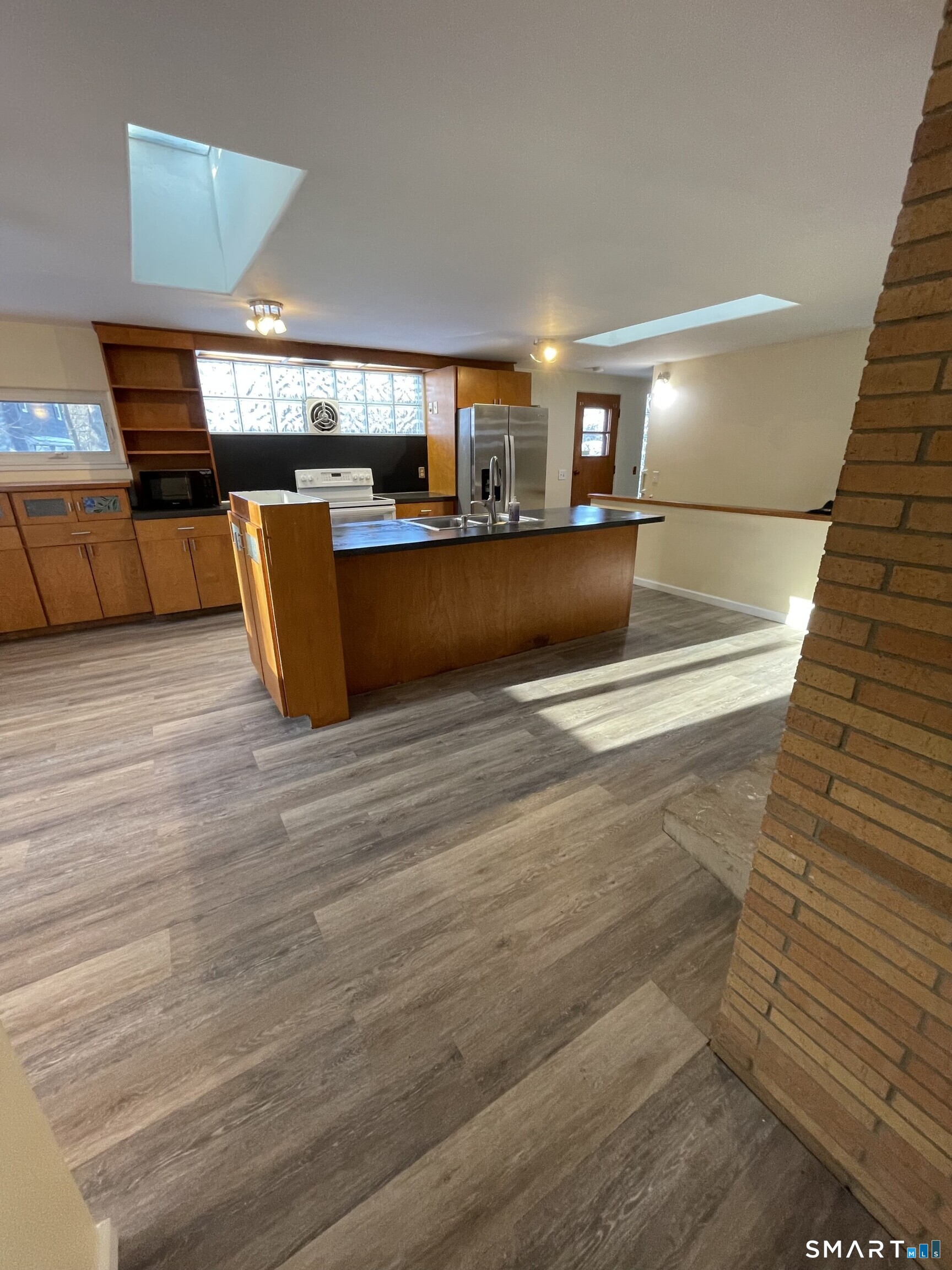 80 Lancaster Street Watertown, CT 06779 - Photo 7 of 16