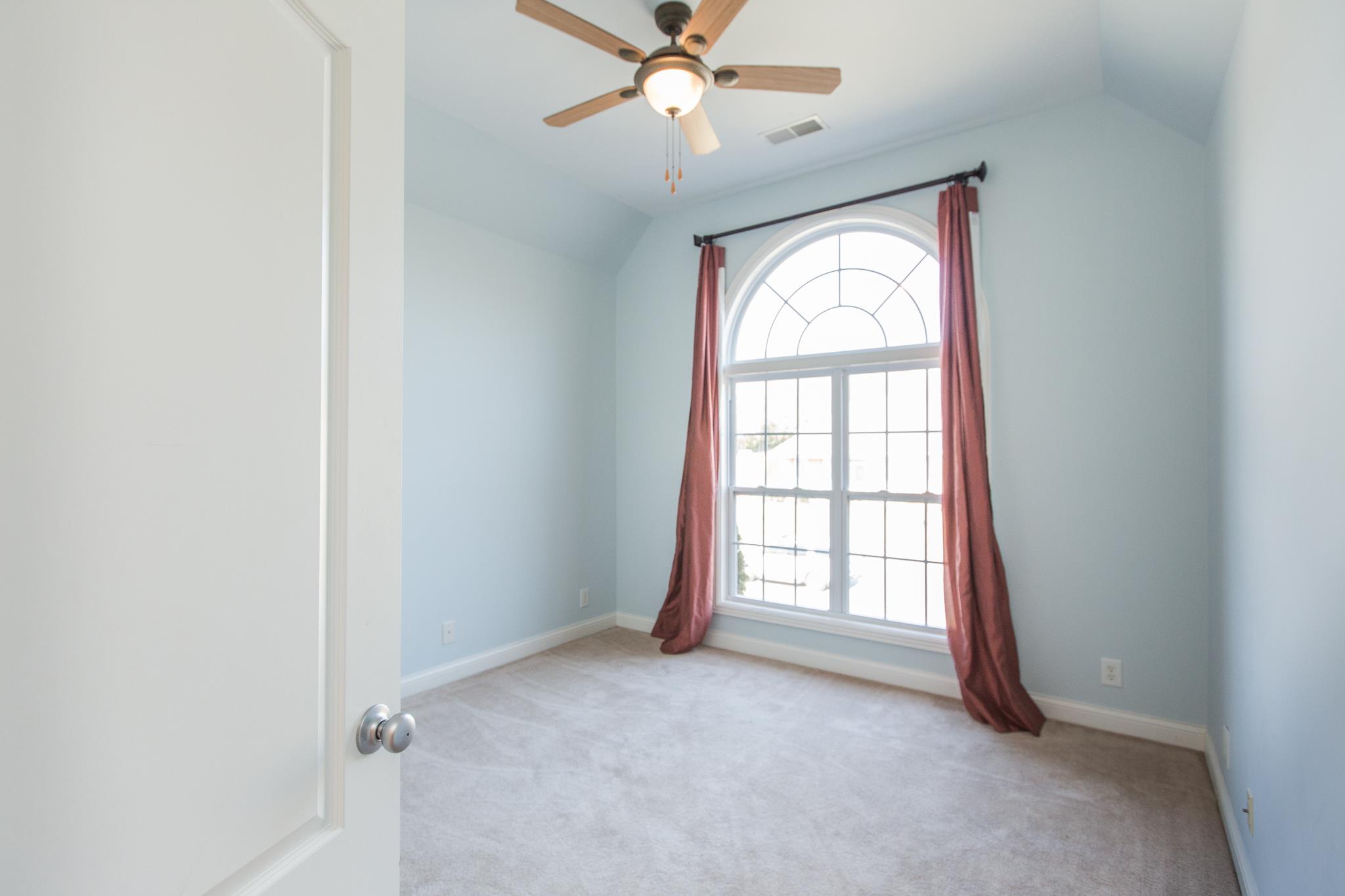 4216 Hallmark Road Nashville, TN 37218 - Photo 11 of 22 Gallery Image 11