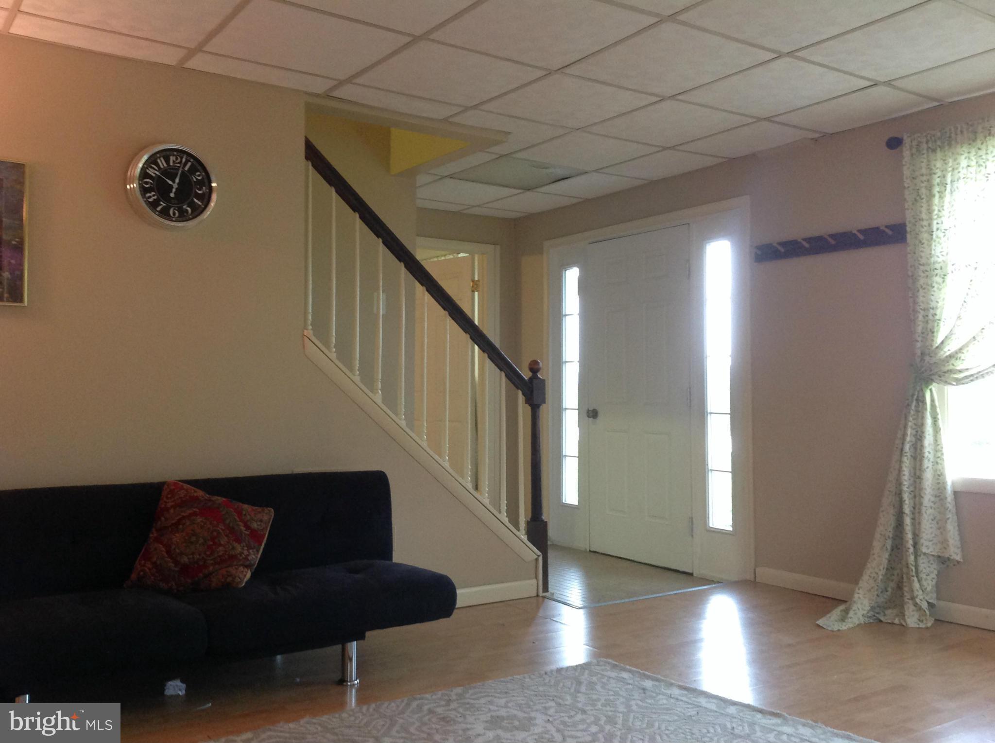 24939 Holsinger Lane Ridgely, MD 21660 - Photo 3 of 30 Living Room