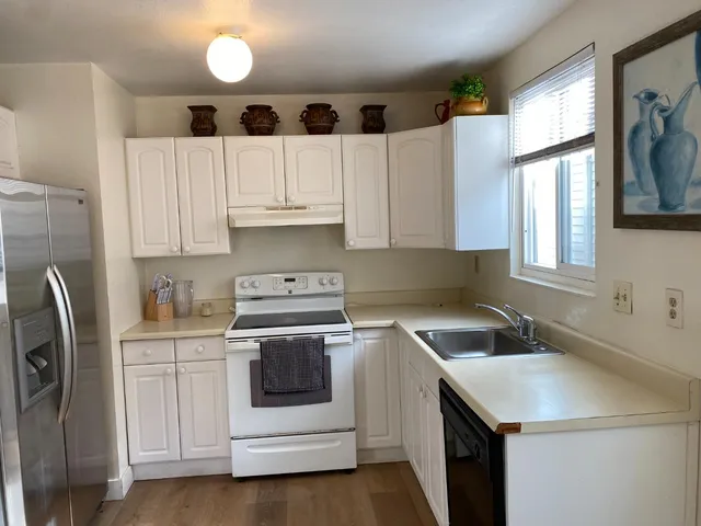 $4,250 | 81 Camelot Court, Daly City, CA 94015