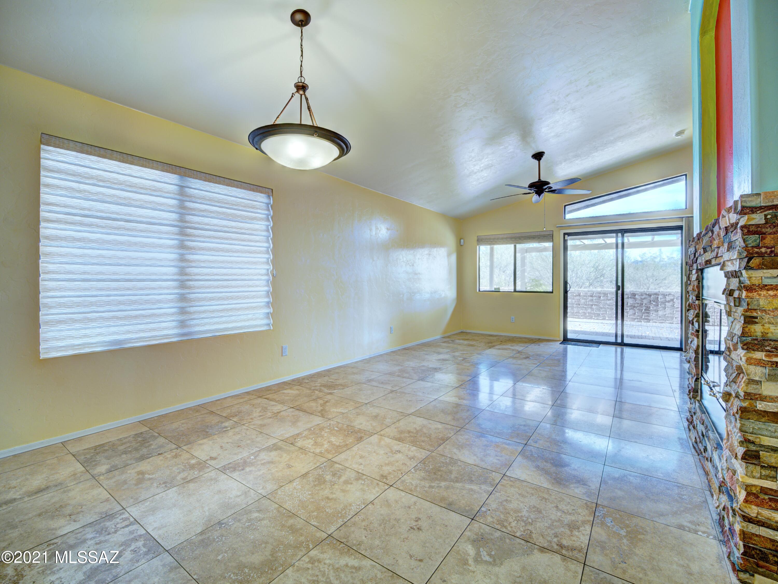 439 Colorado Court Rio Rico, AZ 85648 - Photo 9 of 25