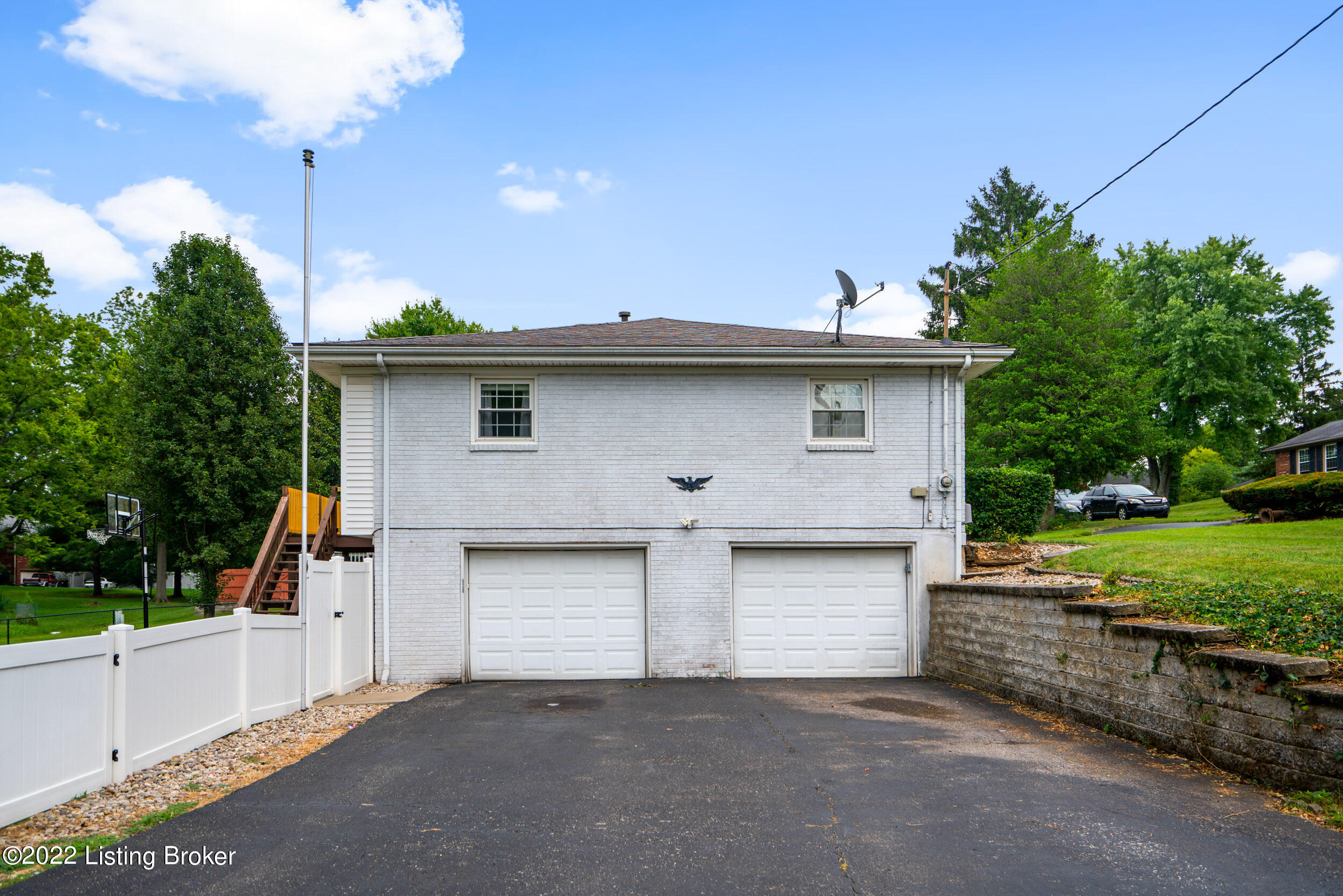 8901 La Costa Road Louisville, KY 40299 - Photo 33 of 50 8901 La Costa Road-04