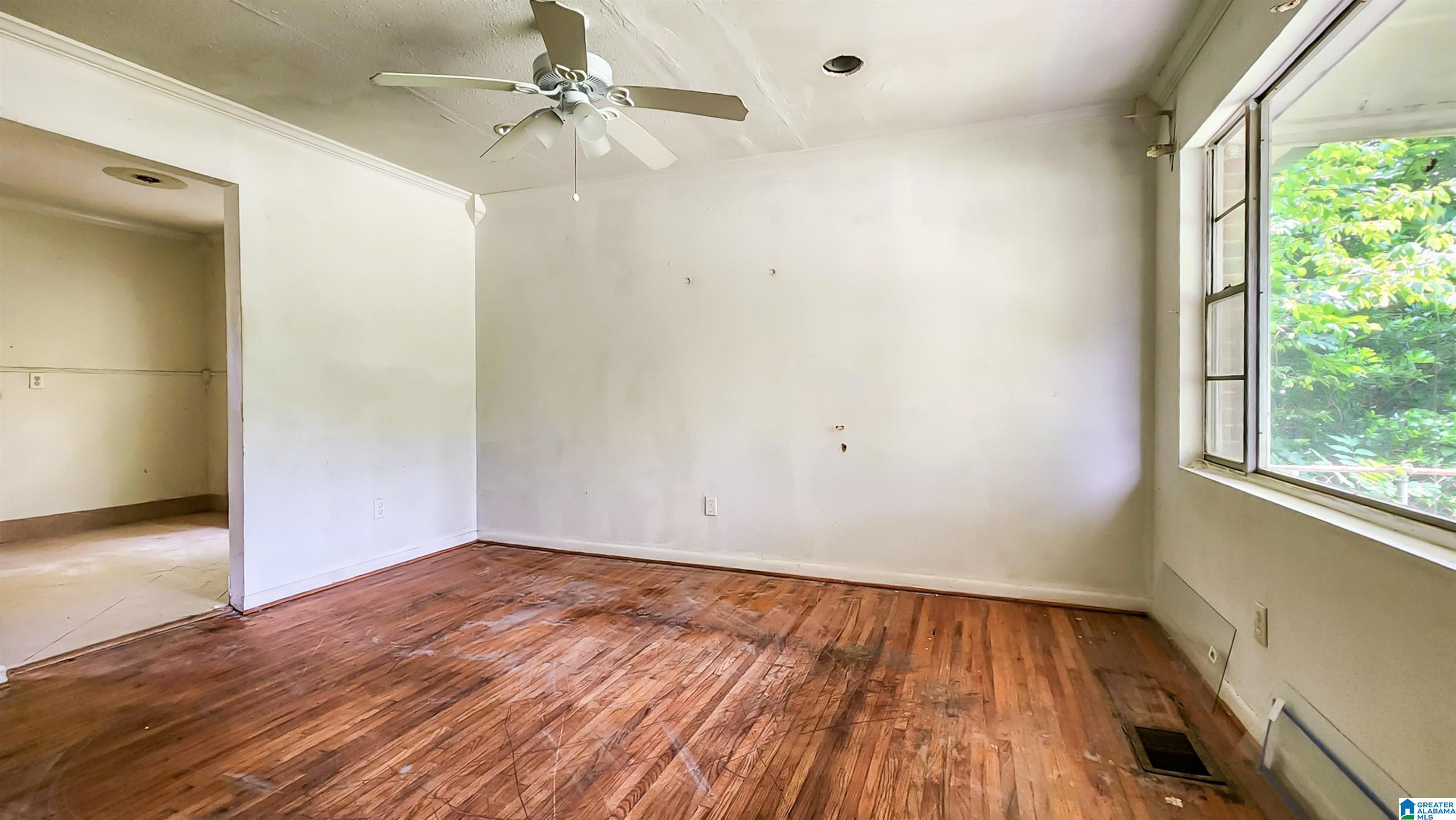 522 64th Street Fairfield, AL 35064 - Photo 5 of 28