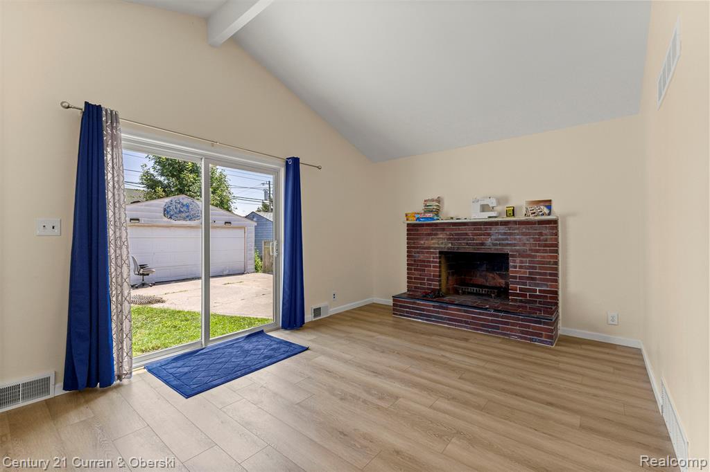 5110 Maple Street Dearborn, MI 48126 - Photo 14 of 45