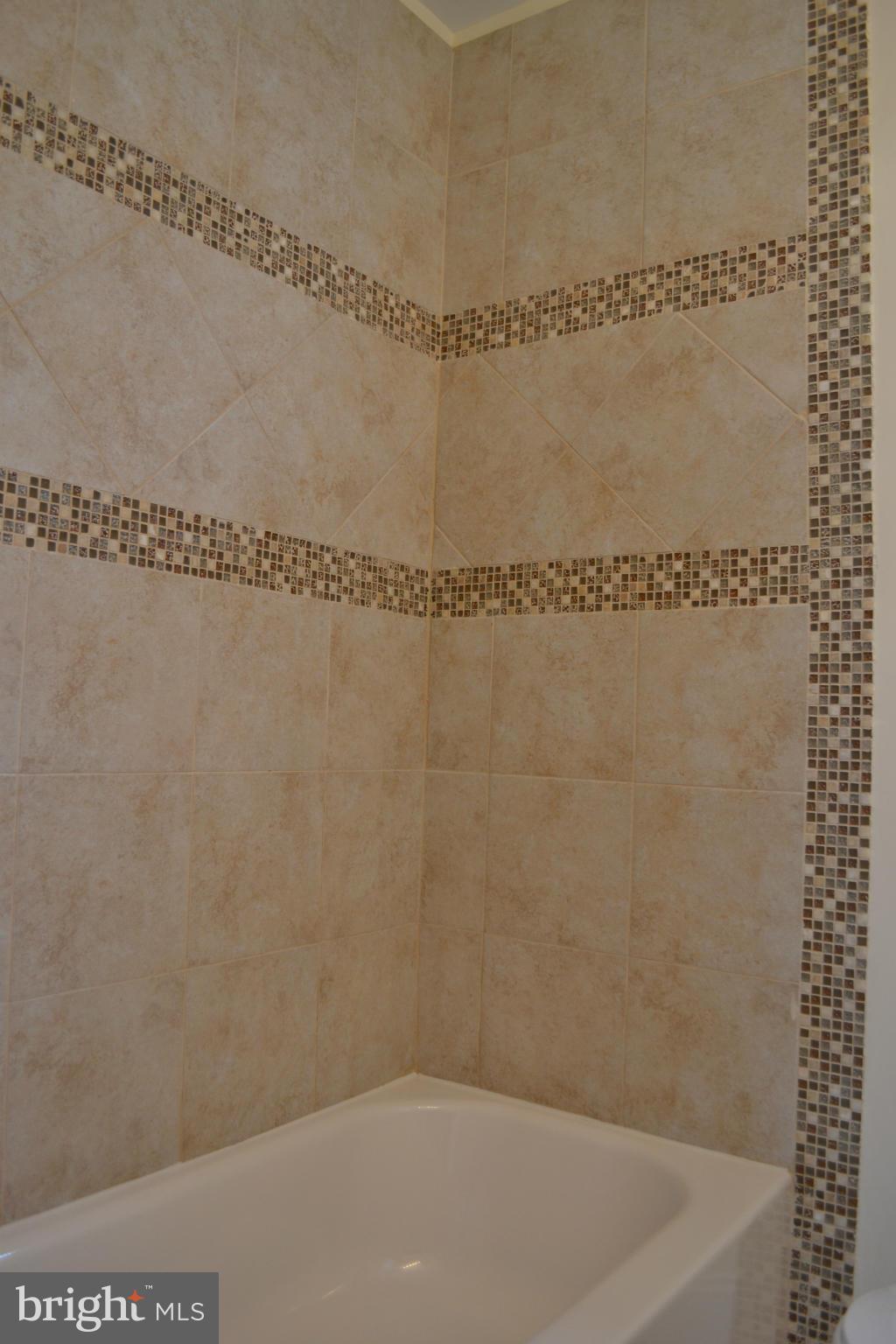 2917 Onyx Road Baltimore, MD 21234 - Photo 18 of 30 Bath
