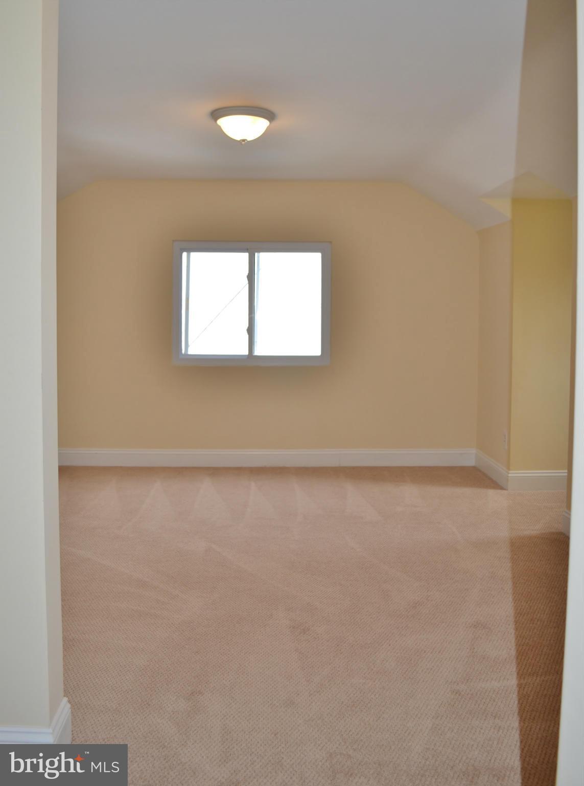 2917 Onyx Road Baltimore, MD 21234 - Photo 20 of 30 Master Bedroom Suite