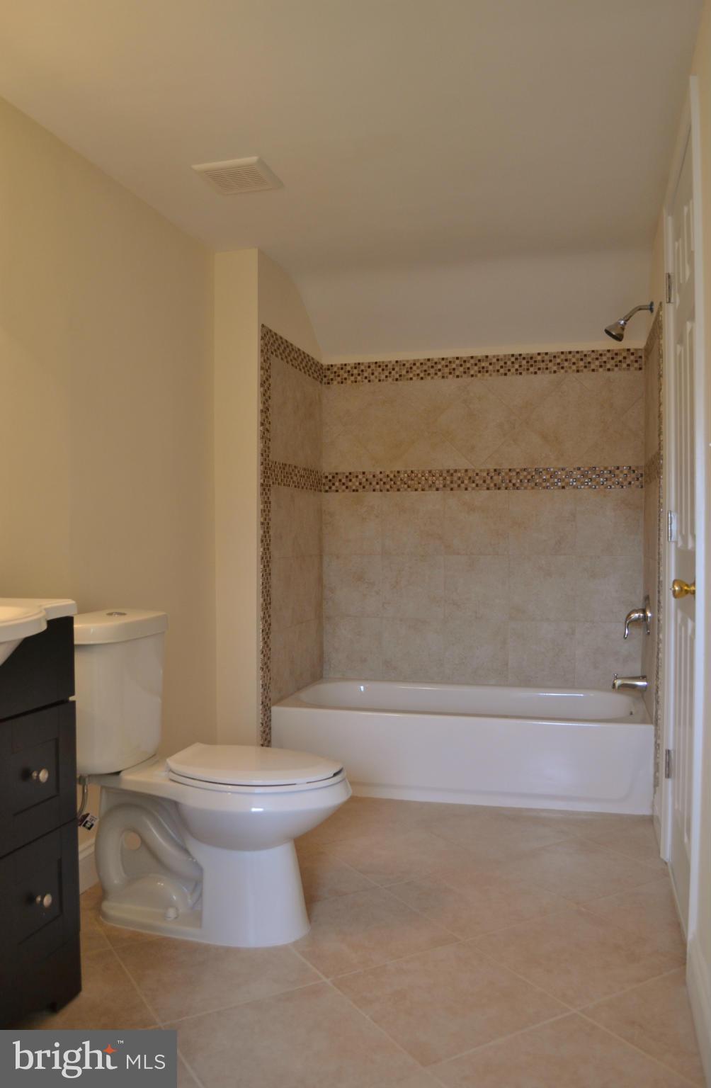 2917 Onyx Road Baltimore, MD 21234 - Photo 23 of 30 Full Master Bath