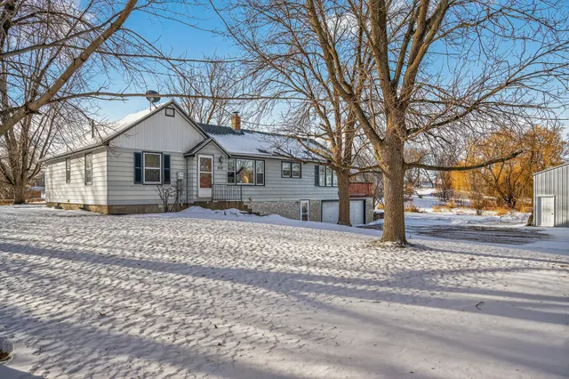 $279,900 | 909 Pacific Avenue, Waverly, MN 55390