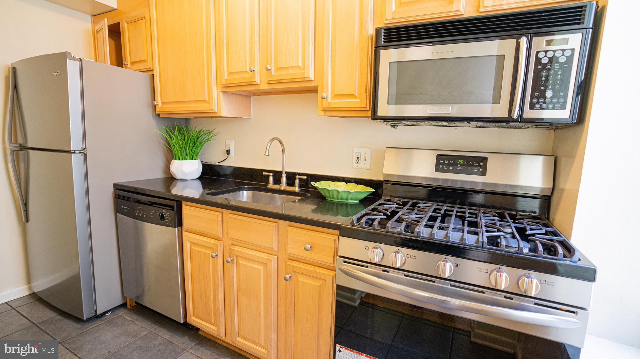 2633 Adams Mill Road Northwest, Unit 104 Washington, DC 20009 - Photo 10 of 18 Gallery Image 10
