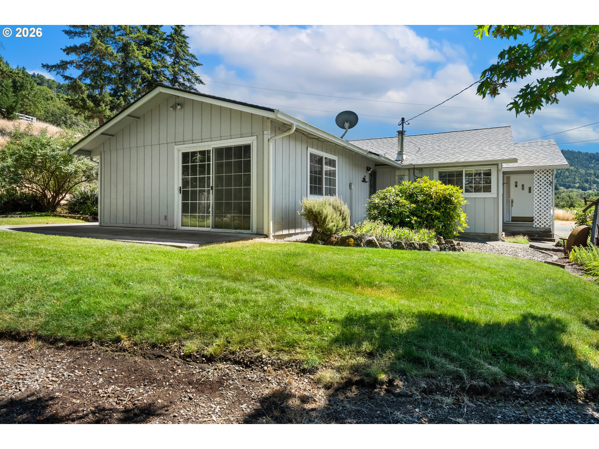 1183 Lookingglass Road Roseburg, OR 97471 - Photo 37 of 45