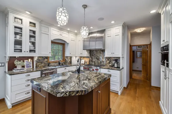 $875,000 | 1580 Turnberry Court, Geneva, IL 60134
