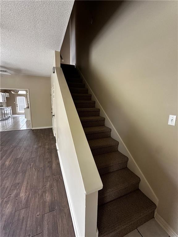 616 Ramon Street Mandeville, LA 70448 - Photo 2 of 9