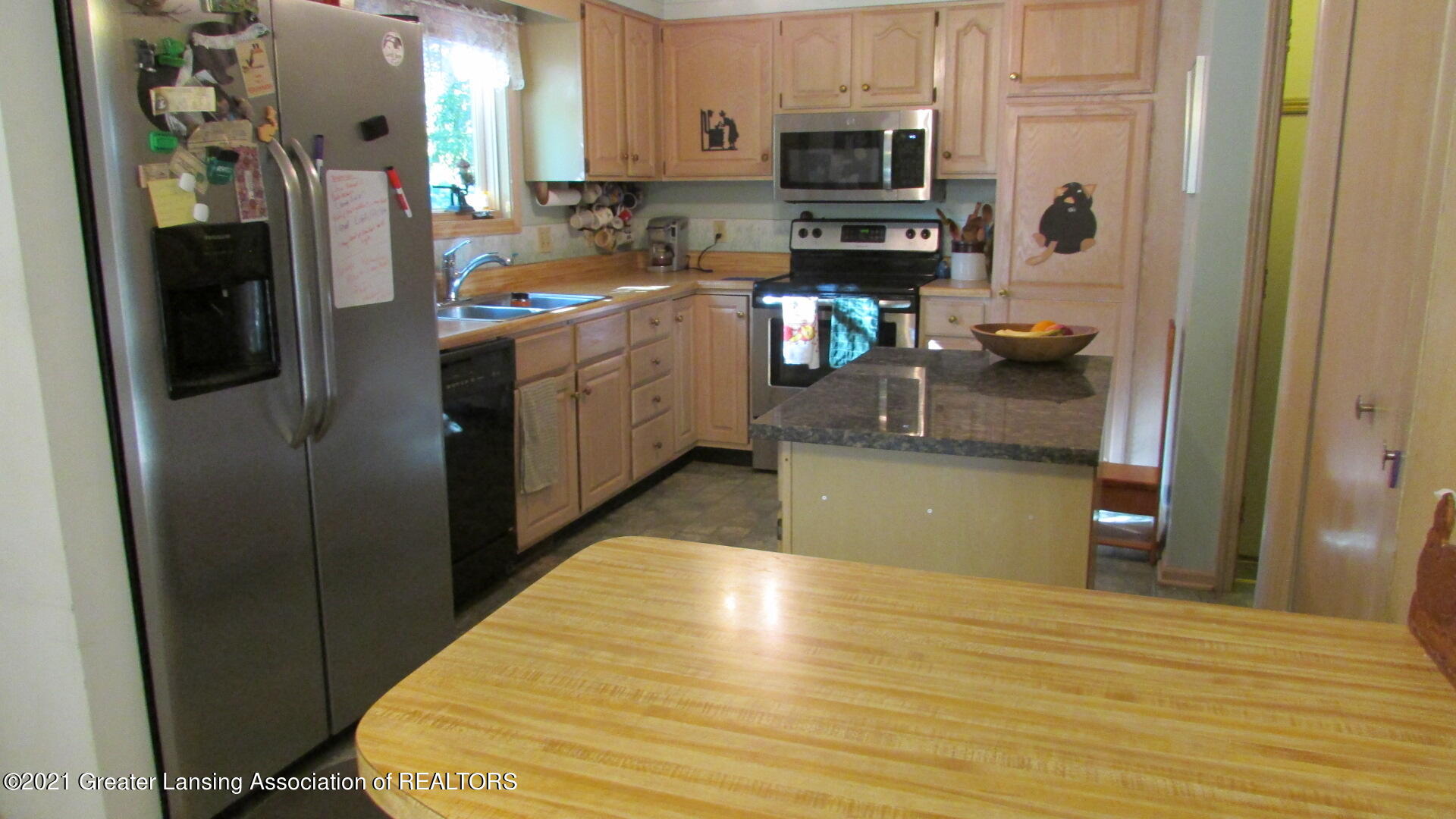 4025 Keller Road Holt, MI 48842 - Photo 12 of 24 IMG_4174