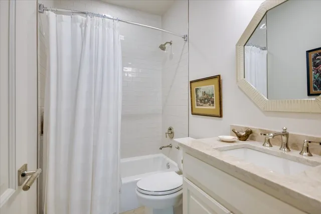 $2,345,000 | 2305 Barton Creek Boulevard, Unit 20, Austin, TX 78735