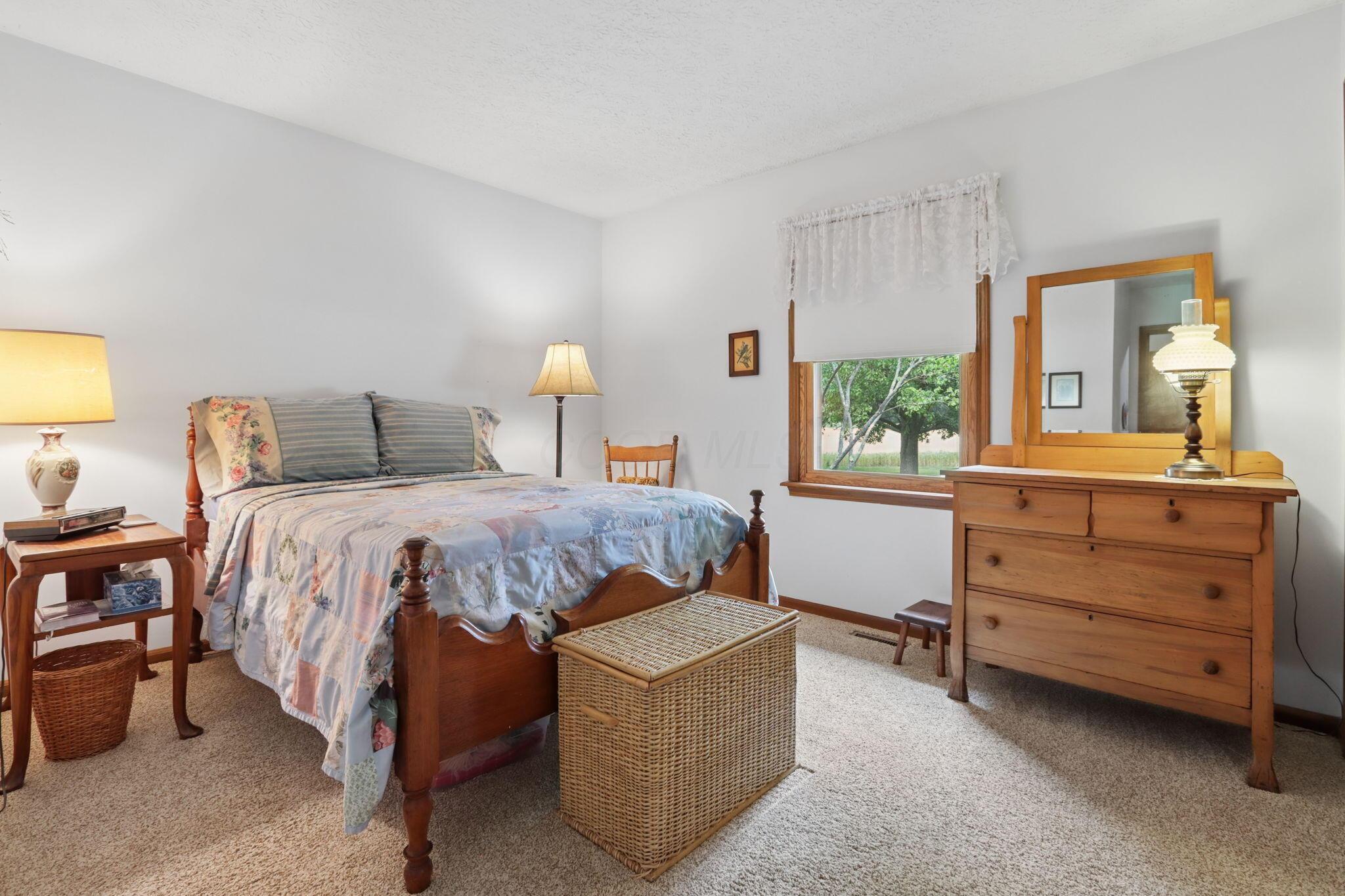 1525 Cole Road Columbus, OH 43228 - Photo 22 of 92