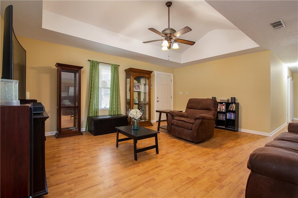 80 Pou Road Elmer, LA 71424 - Photo 5 of 12 Gallery Image 5