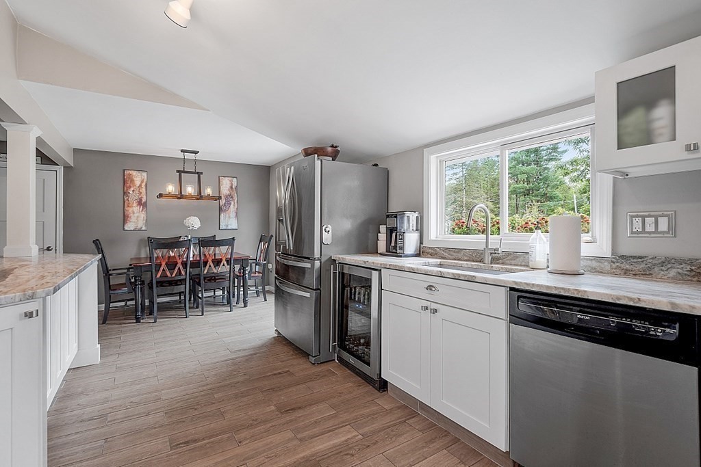 23 Miller Road Wilmington, MA 01887 - Photo 4 of 33 Gallery Image 4