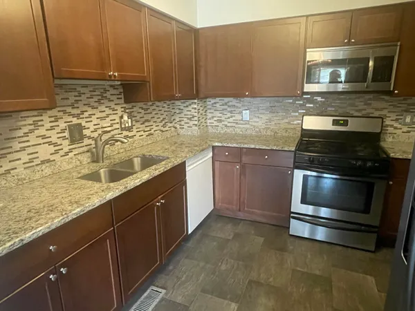 $215,000 | 41535 Bedford Drive, Canton, MI 48187