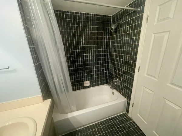 $215,000 | 41535 Bedford Drive, Canton, MI 48187