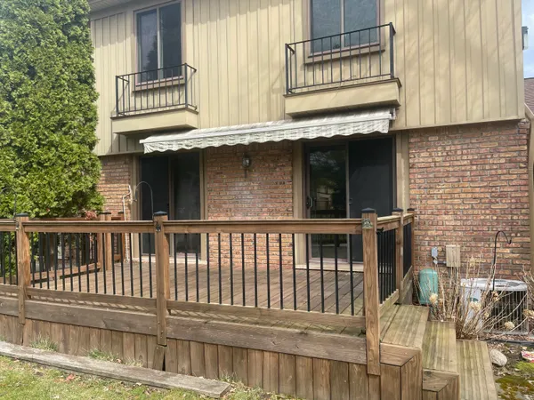 $215,000 | 41535 Bedford Drive, Canton, MI 48187