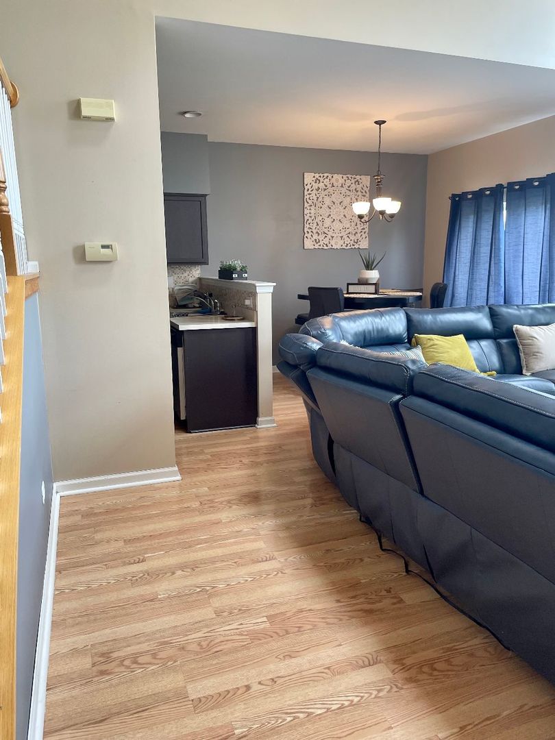 193 Half Moon Bay Court Romeoville, IL 60446 - Photo 6 of 27